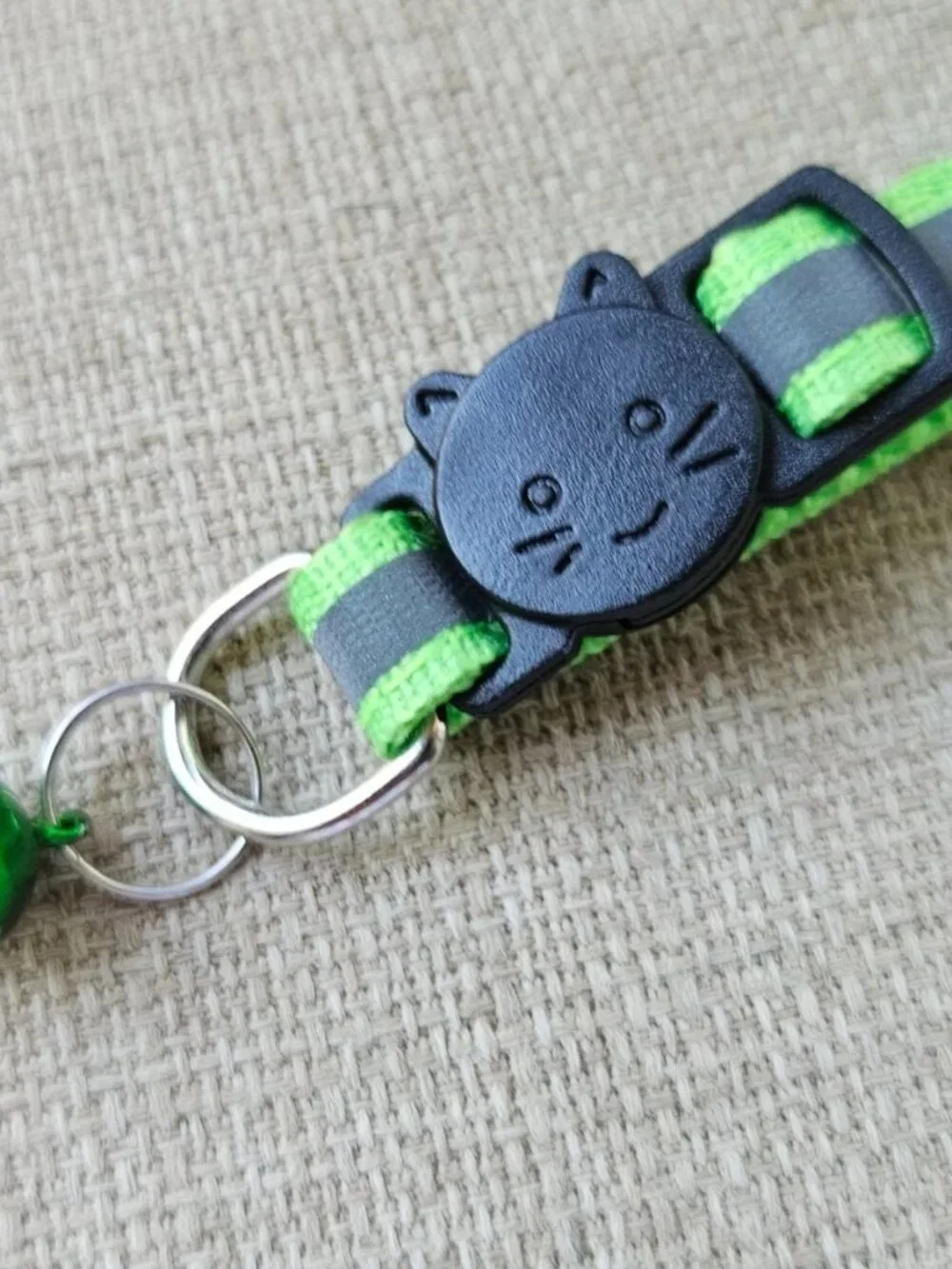 Cat Collar Neon Green With Bell Pet Accessories Size Adjustable NEW